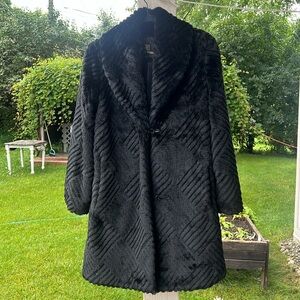 Black Faux Fur Alpine Studio Jacket - Sz S